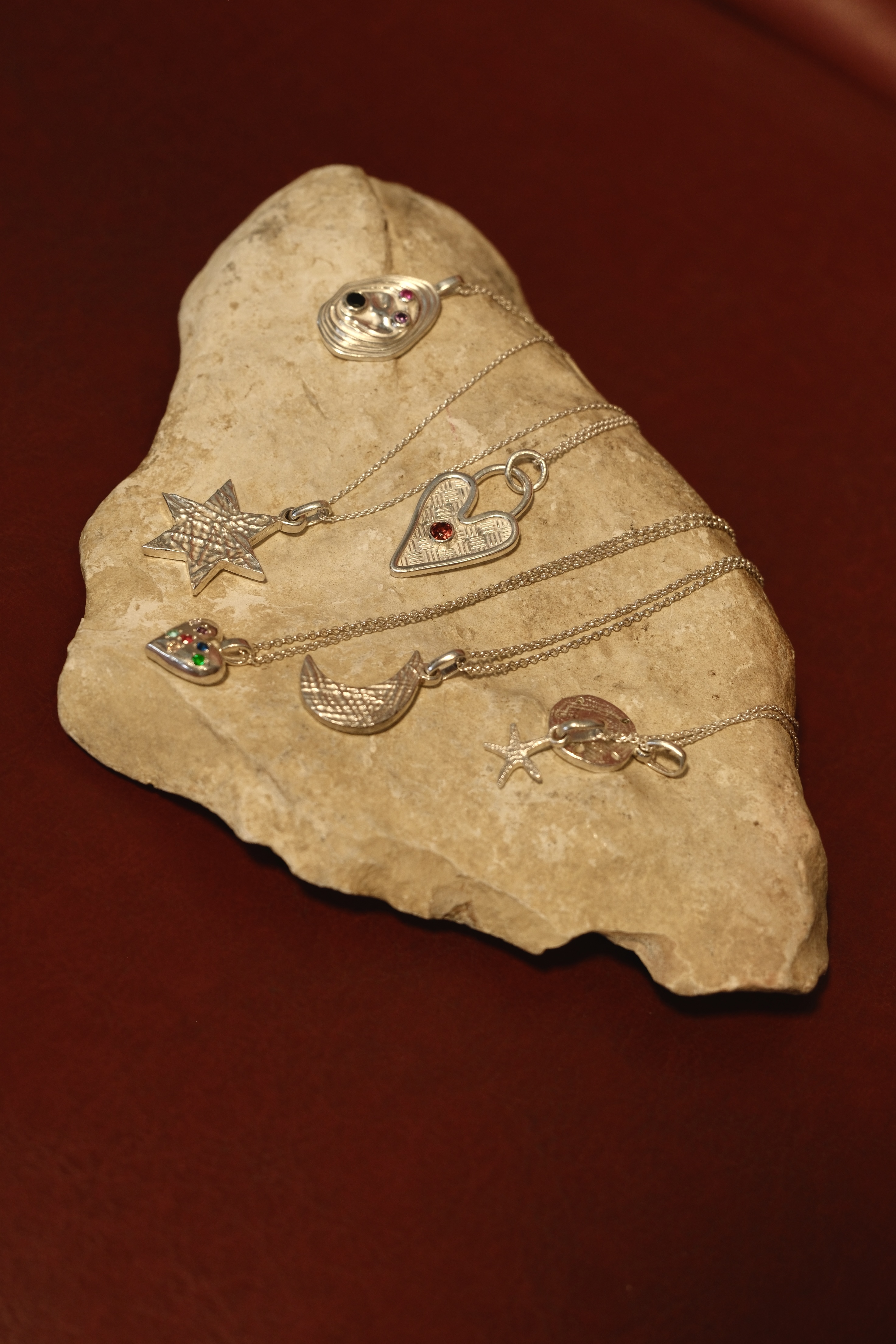 ვარსკვლავი - ვერცხლის ხელნაკეთი ყელსაბამი